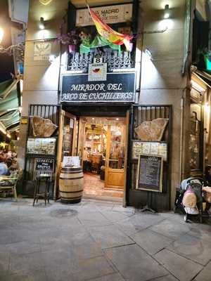 Mirador Del Arco De Cuchilleros