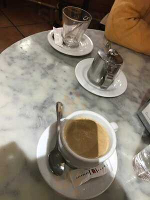 Cafetería Santander Camuy