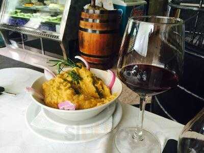 Cafetería-restaurante Los Delfines