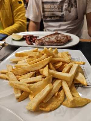 Cafetería-restaurante Los Delfines