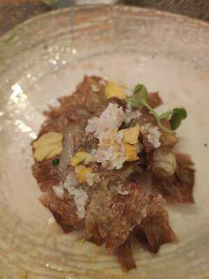 Fresh Restaurant & Lounge