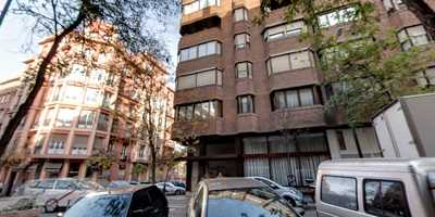 Los Claveles Tavern & Music