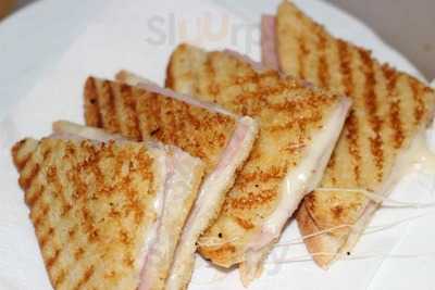 Bar Cafeteria Todo Lo Contrario