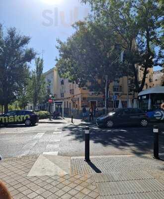 Cafetería Bar Pirámides