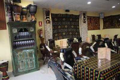 Mamafrica Bar Lounge Restaunte