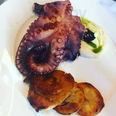 Casa Mascaró Arroz Y Carbón