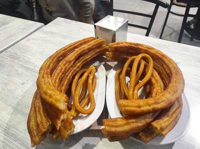 Churreria El Raton Y El Gato