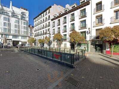 La Charcuteria De Santa Ana