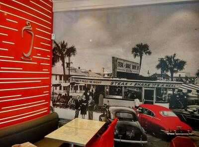 Steak & Shake