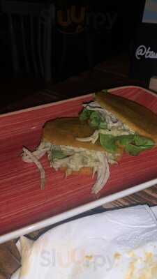 Macuto / Auténtico Latino