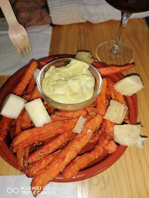 Macuto / Auténtico Latino