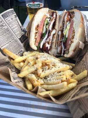 Enriqueta Fresh Truck