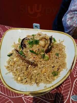 Tayta Chicken Grill & Wok