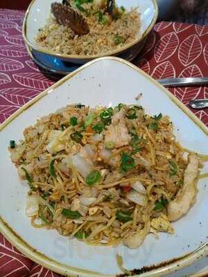 Tayta Chicken Grill & Wok