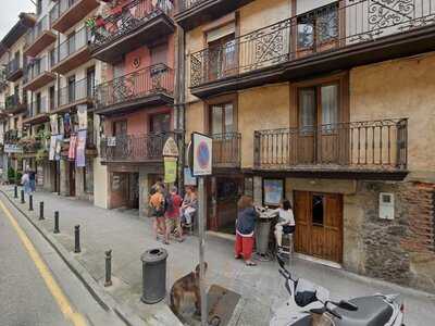Restaurante La Viña De Laredo