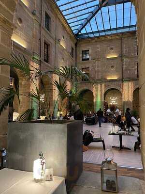 El Claustro De Los Agustinos