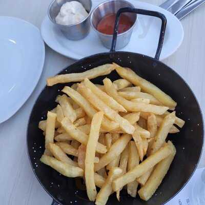 Rompeolas Somo (cantabria)