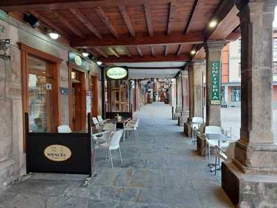 Pasteleria Cafetería Wences