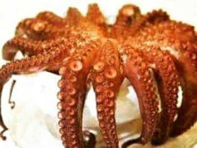 Pincho De Pulpo En La Lola