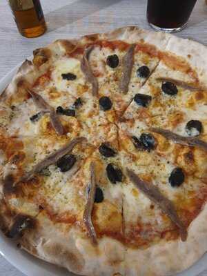 Pizzeria La Famiglia