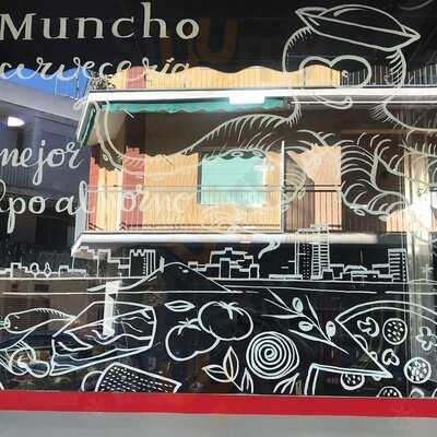 Taperia-pizzería Muncho