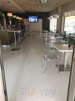 Utopia Tapas Y Vinos