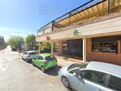 Baskerville Irish Tavern