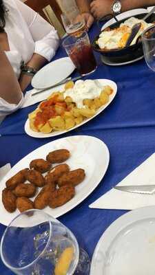 Restaurante El Escudo - Photo 8