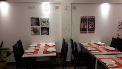 Asador De Pollos Marqués De Zafra