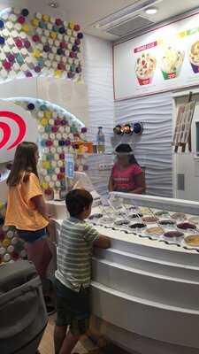 Happiness Heladería - Ice Cream Shop - Photo 8