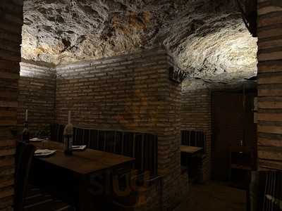 Bodega Cueva Tipica El Espada