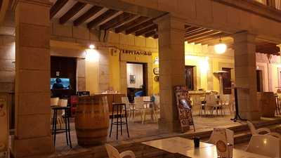 Pitas Pizzas Y Tapas