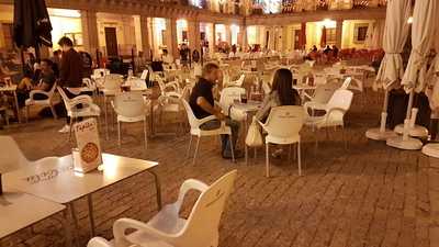 Pitas Pizzas Y Tapas