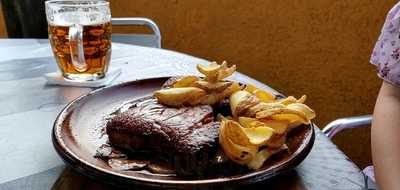 El Bodegón De Olivares