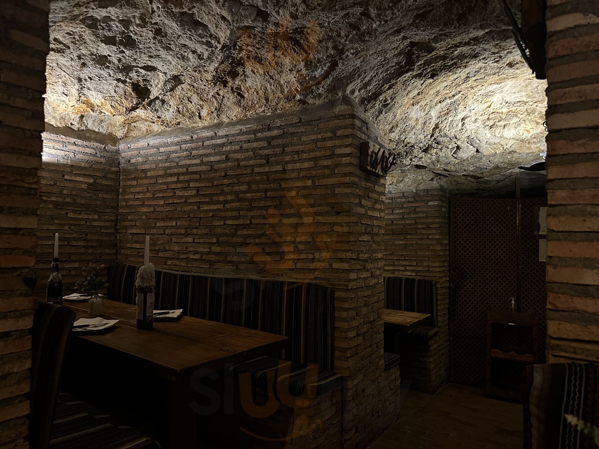 Cueva & Productos El Payador