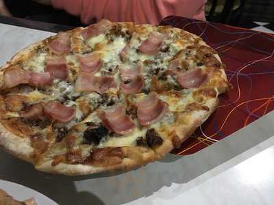 Pica Pizza