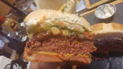 Cónico Centro Comercial Plenilunio