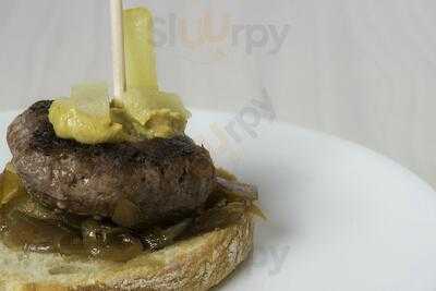 Paris Avenue Gastro Bar