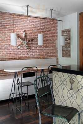 Paris Avenue Gastro Bar