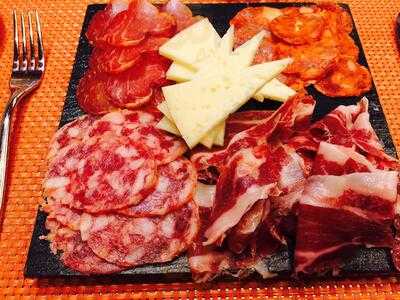 Nh Las Tablas Restaurant