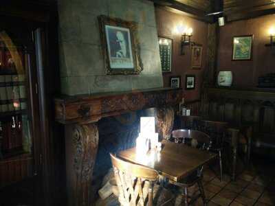 The Towers Irish Pub