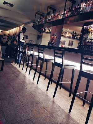 La Galeria Cocteleria Cafe-bar