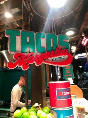 Tacos Margaritas Y Punto