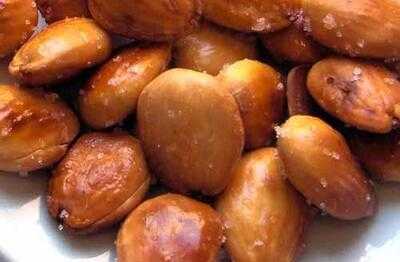 Vendedores Ambulantes De Almendras