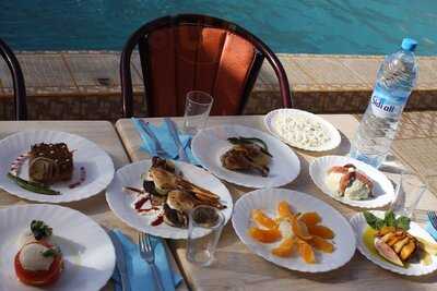 Medina Pinchitos Y Bocatas