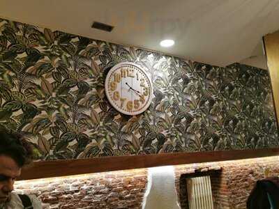 El Picoteo De Malasaña