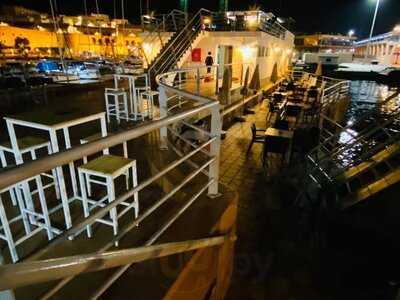 El Aguacates Del Club Maritimo