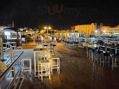 El Aguacates Del Club Maritimo