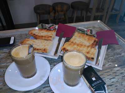 Chapela Tienda&café