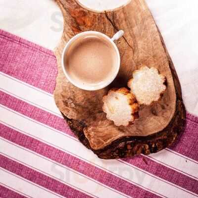 Chapela Tienda&café